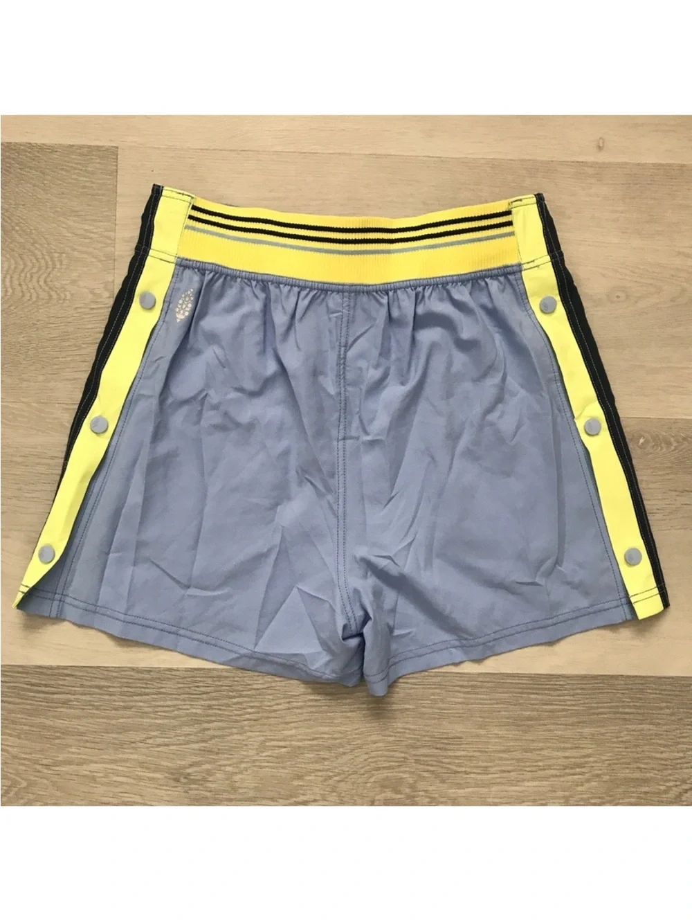 FP MOVEMENT BLUE SHORTS FLAT FRONT ATHLETIC POCKETS WOMENS SMALL